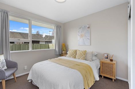 Photo of property in 124 Lake Terrace Road, Burwood, Christchurch, 8061