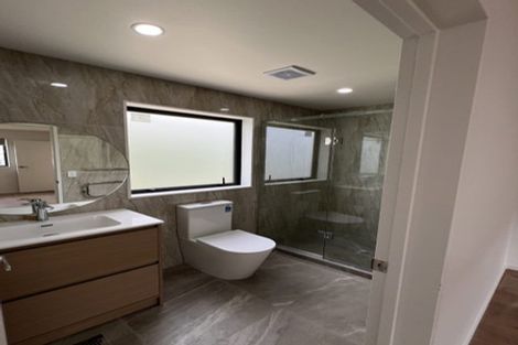 Photo of property in 38 Greenhill Crescent, Pakuranga, Auckland, 2010