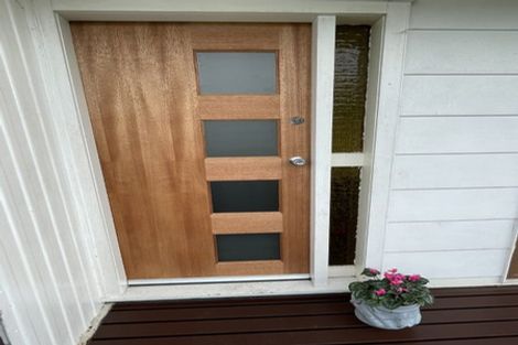 Photo of property in 12 Wilkinson Way, Browns Bay, Auckland, 0630