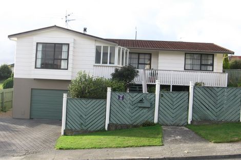 Photo of property in 15 Cambrian Street, Churton Park, Wellington, 6037