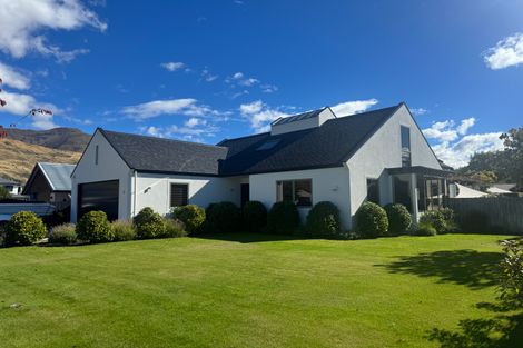 Photo of property in 34 Meadowstone Drive, Wanaka, 9305