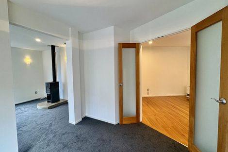 Photo of property in 35 John Court Street, Birkenhead, Auckland, 0626