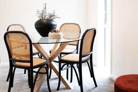 Photo of property in 6 Samuel Place, Terrace End, Palmerston North, 4410