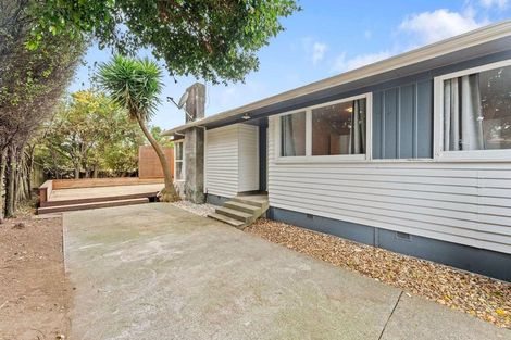 Photo of property in 21 Mcquarrie Avenue, Wattle Downs, Auckland, 2103