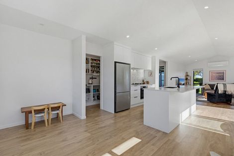 Photo of property in 22 Tauroa Drive, Tuakau, 2121