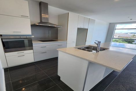 Photo of property in Marina View Apartments, 204/4 Reads Quay, Gisborne, 4010