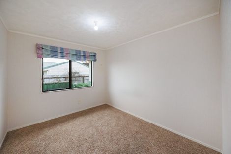Photo of property in 26 Peppertree Glade, Kelvin Grove, Palmerston North, 4414