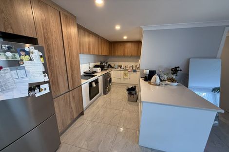 Photo of property in 34 Richards Avenue, Forrest Hill, Auckland, 0620