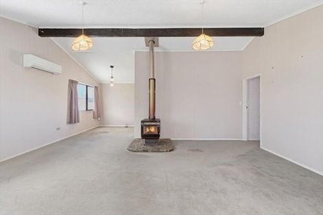 Photo of property in 350 Pukehina Parade, Pukehina, Te Puke, 3189