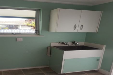 Photo of property in 145 Ruamahanga Crescent, Terrace End, Palmerston North, 4410