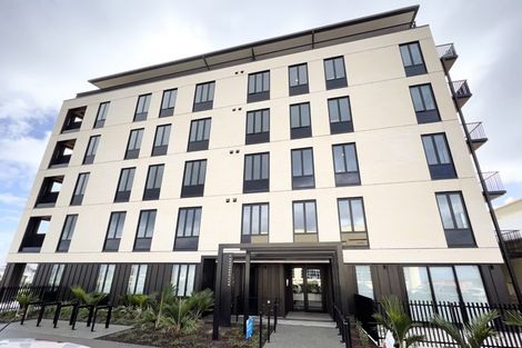 Photo of property in 205/2 Launch Road, Hobsonville, Auckland, 0616