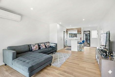 Photo of property in 3/43 Rimu Street, New Lynn, Auckland, 0600