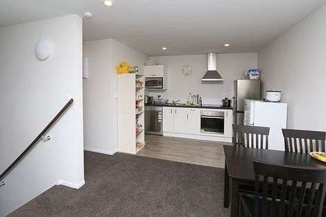 Photo of property in 100u5 Knighton Road, Hillcrest, Hamilton, 3216