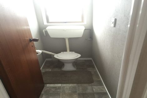 Photo of property in 126 Lake Terrace Road, Burwood, Christchurch, 8061
