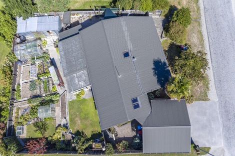 Photo of property in 17 Inverness Crescent, Arrowtown, 9302