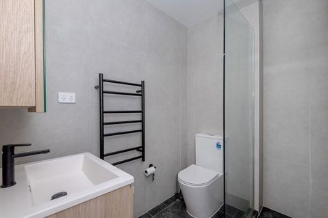 Photo of property in 1 Buscomb Avenue, Henderson, Auckland, 0610