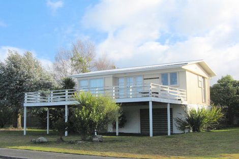 Photo of property in 30 Parehopu Street, Kuratau, Turangi, 3381