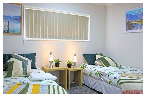 Photo of property in 55a Senator Drive, Manurewa, Auckland, 2105