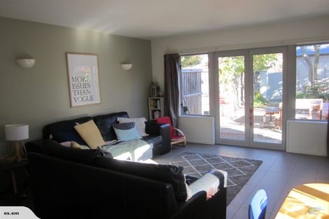 Photo of property in 1/53 Champion Street, Edgeware, Christchurch, 8013