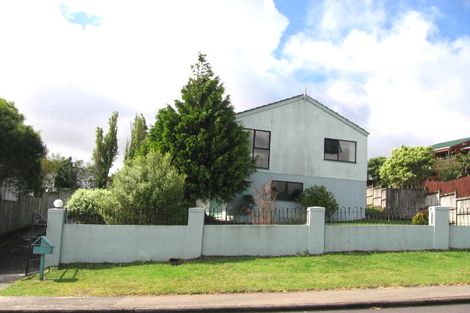 Photo of property in 17 Sungrove Rise, Sunnyvale, Auckland, 0612