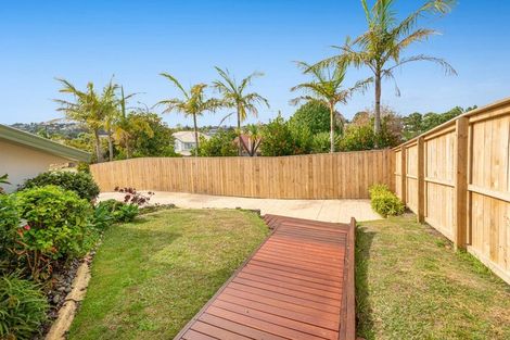 Photo of property in 29 Westminster Gardens, Unsworth Heights, Auckland, 0632