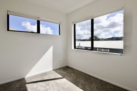 Photo of property in 111a Lancaster Road, Beach Haven, Auckland, 0626