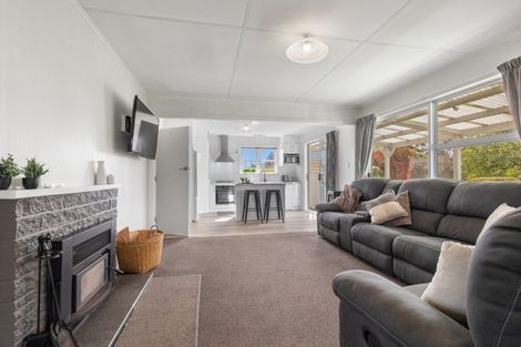 Photo of property in 57 Kuku Beach Road, Kuku, Levin, 5570