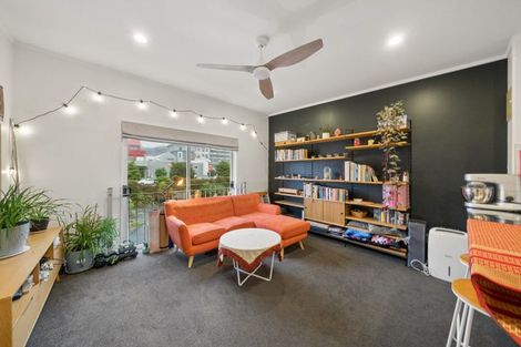 Photo of property in 10/3 Kelvin Grove, Te Aro, Wellington, 6011