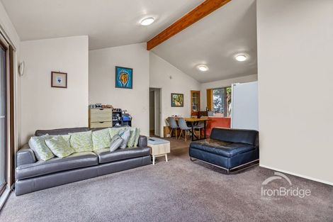 Photo of property in 2/45 Merriefield Avenue, Forrest Hill, Auckland, 0620
