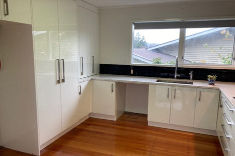 Photo of property in 7 Chisbury Street, Churton Park, Wellington, 6037