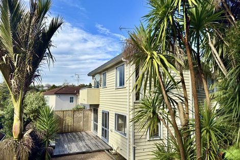 Photo of property in 35 John Court Street, Birkenhead, Auckland, 0626