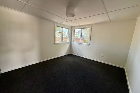 Photo of property in 212 Beach Haven Road, Beach Haven, Auckland, 0626