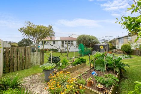Photo of property in 1/92b South Road, Blagdon, New Plymouth, 4310