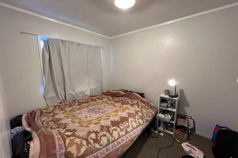 Photo of property in 2/41 Miro Street, New Lynn, Auckland, 0600