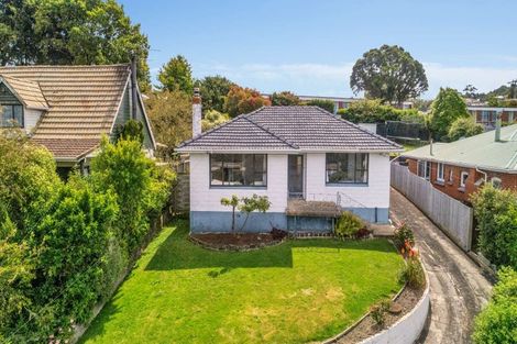 Photo of property in 54 Waldron Crescent, Green Island, Dunedin, 9018