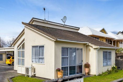 Photo of property in 2/84 Miranda Street, Stratford, 4332