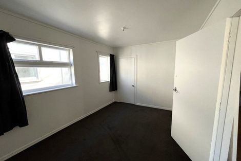 Photo of property in 5 Maarama Crescent, Aro Valley, Wellington, 6021