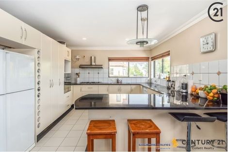 Photo of property in 49 College Road, Northcote, Auckland, 0627