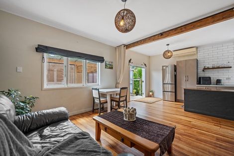 Photo of property in 140 Awaroa Road, Helensville, 0800