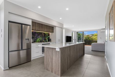 Photo of property in 14 Taitonga Lane, Stanmore Bay, Whangaparaoa, 0932