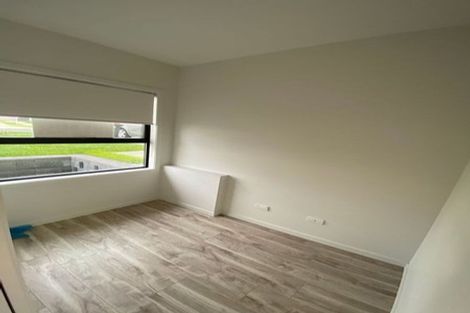 Photo of property in 6 Paina Crescent, Massey, Auckland, 0614