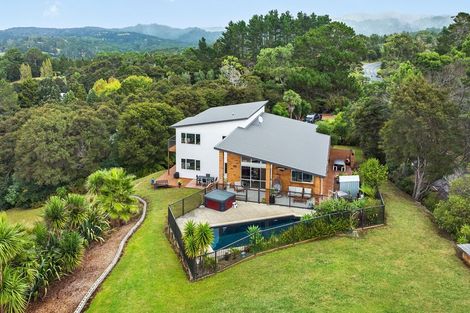 Photo of property in 174 Forest Hill Road, Henderson, Auckland, 0612