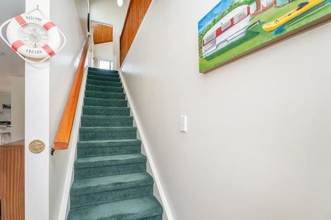 Photo of property in 19 Martin Place, Cooks Beach, Whitianga, 3591