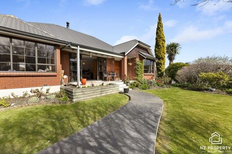 Photo of property in 55 Holyhead Street, Outram, 9019
