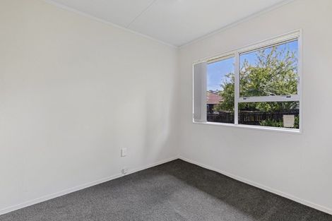 Photo of property in 4 Buisson Glade, West Harbour, Auckland, 0618
