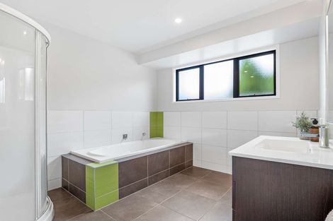Photo of property in 49 Palm Springs Boulevard, Papamoa Beach, Papamoa, 3118