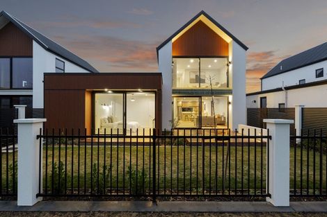 Photo of property in 15 Pembrook Close, Rangiora, 7400