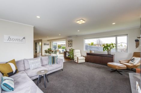 Photo of property in 23 Pegasus Place, Kelvin Grove, Palmerston North, 4414