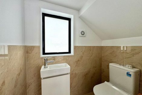 Photo of property in 86 Priestley Drive, Bucklands Beach, Auckland, 2014