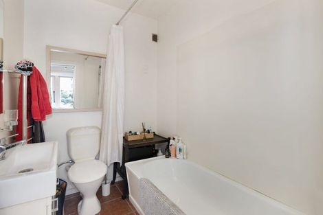 Photo of property in 63 Sar Street, Wadestown, Wellington, 6012